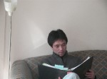 本を読む武田氏 本を読む武田氏